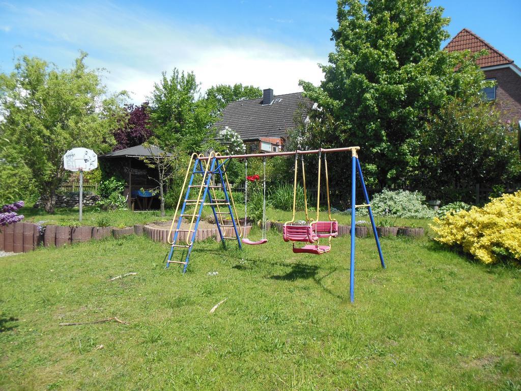Ferienwohnung Familie Huebner Lubeck Ngoại thất bức ảnh